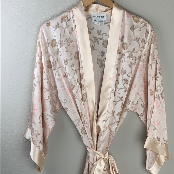 Natori Other - Natori floral long robe